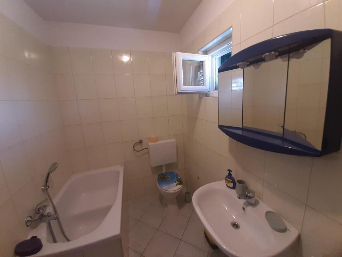 Apartments Borna Драге Экстерьер фото
